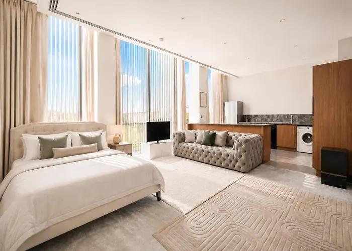 Stylish Penthouse Apartment 1 Min Walk To Excel London