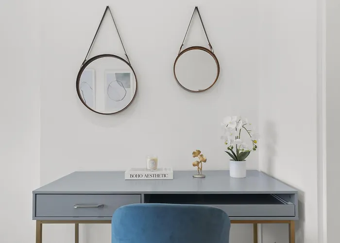 Stylish s - Kensington