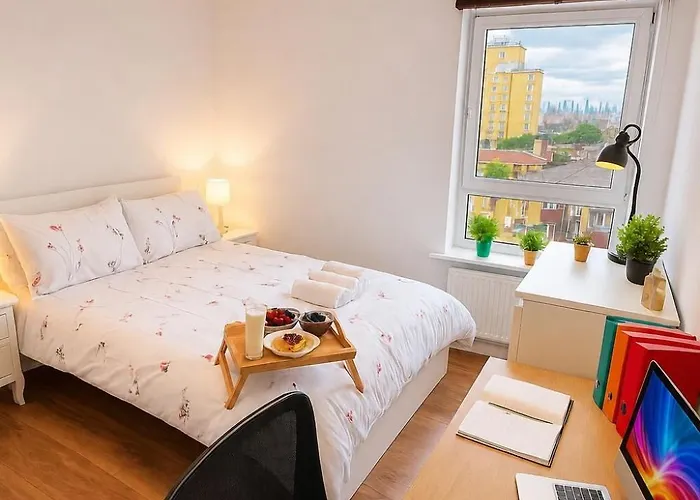 Luxury Penthouse Balcony Flat - 5 Min To Canary Wharf - Prime Long Stays