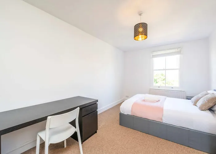 Shard View On Terrace 4Br Rare London Stay, Cinematic Scenes For 10