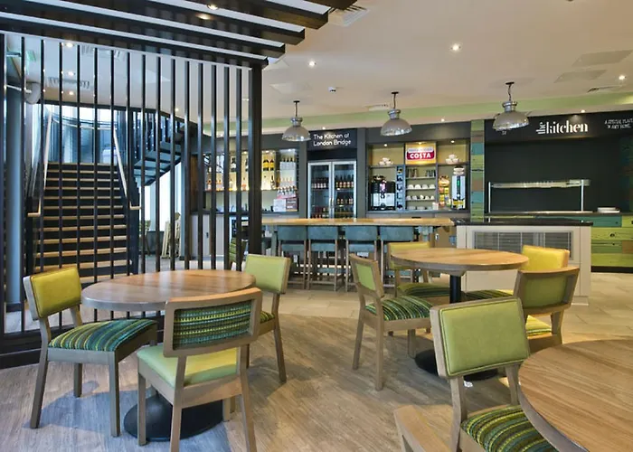 Premier Inn Southwark Borough High St
