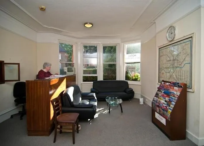 Queens Hotel