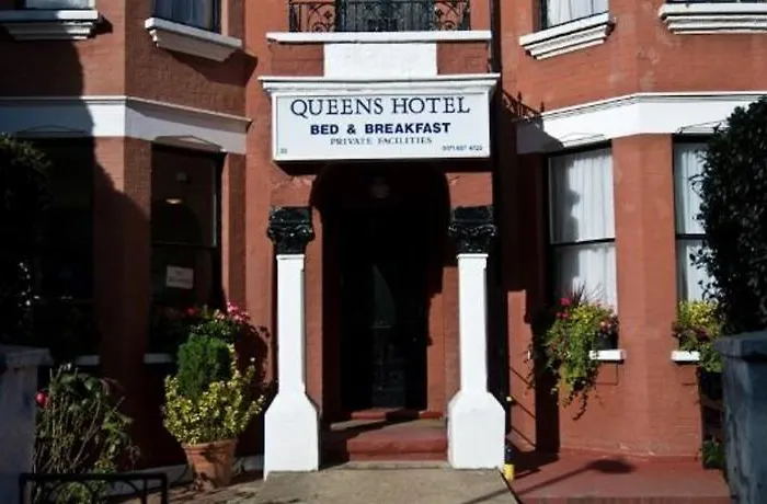 Queens Hotel