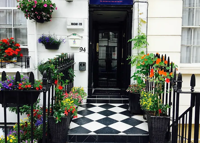 Surtees Hotel