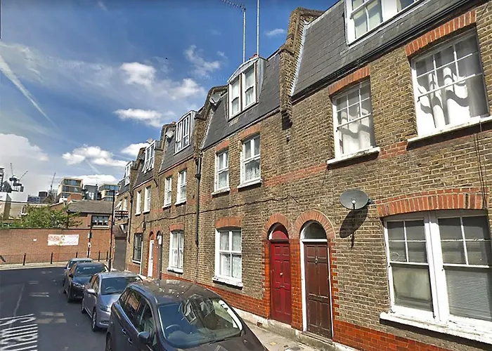 City Budget Guesthouse
